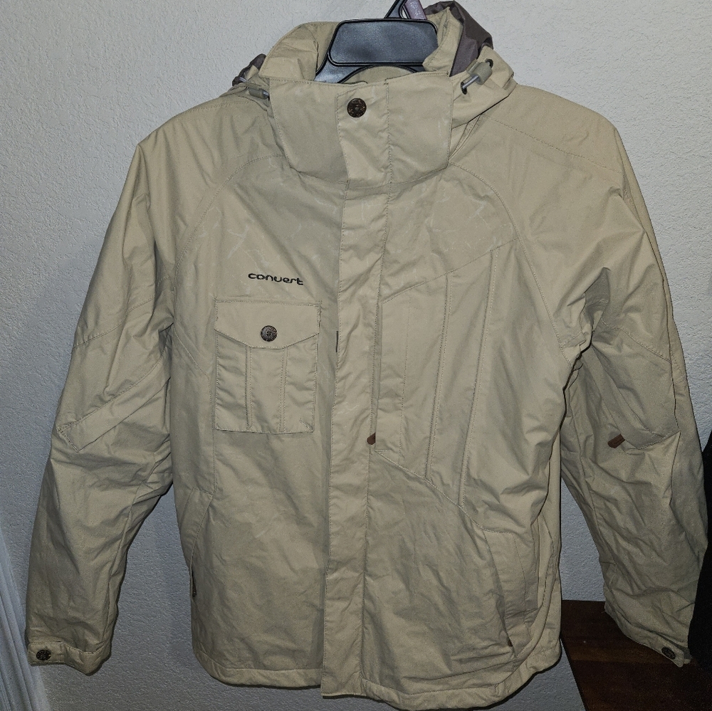 Convert Men's Beige Performance Jacket